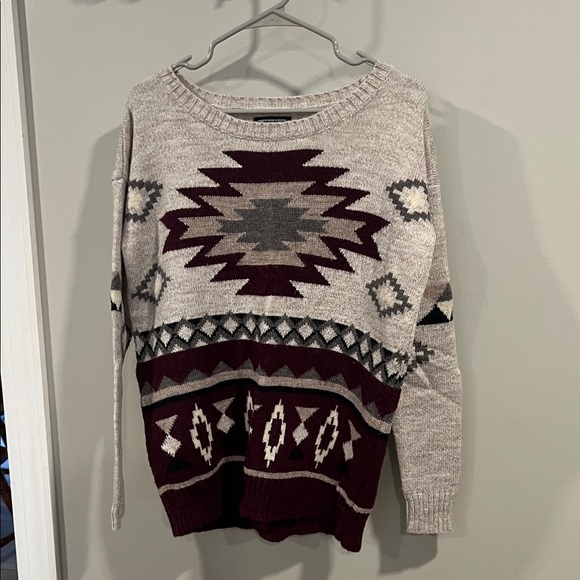 American Eagle Aztec Patterned Sweater - Beige and Burgundy - Picture 1 of 5